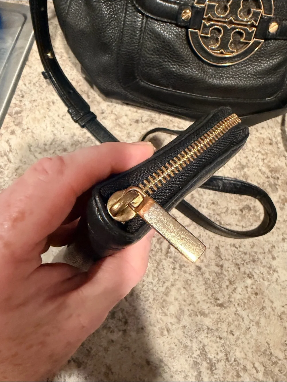 Tory Burch Amanda Hobo/ with wallet